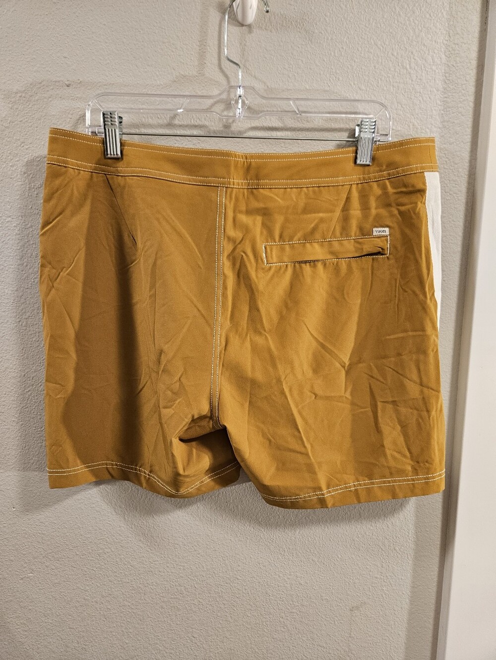Vuori Puerto Boardshort Men Size 33 Dark Golden Yellow Swim Trunks - Picture 6 of 7